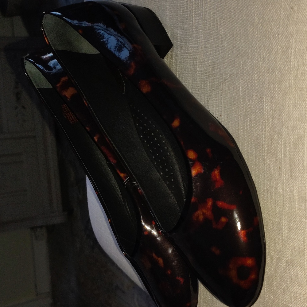 Marc Joseph Elegant Brown Women's Shoes - Picture 7 of 9